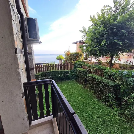 трявна бийч דירה *