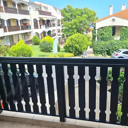 דירה трявна бийч