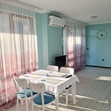 Apartman трявна бийч
