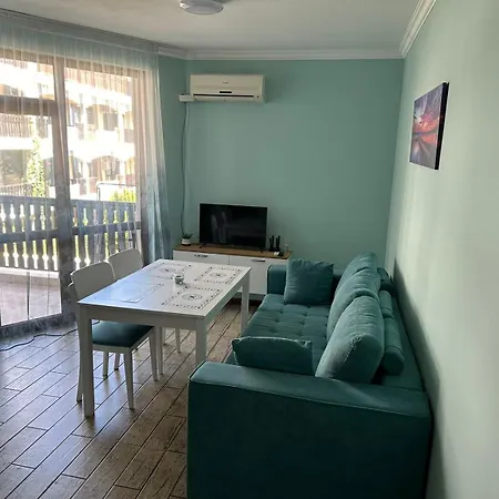 Apartman трявна бийч *