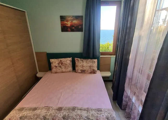 Апартаменти В Комплекс Трявна Бийч